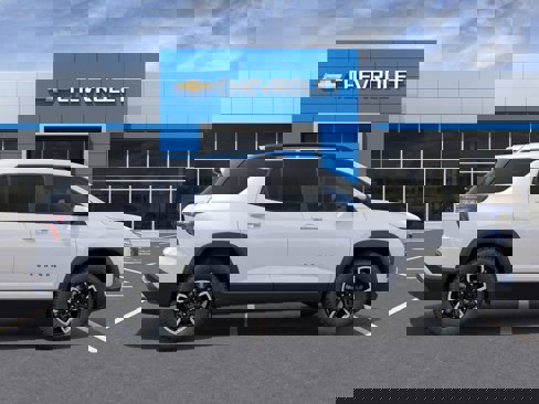 New 2026 Chevrolet Equinox ACTIV w/ Convenience Package III image 5