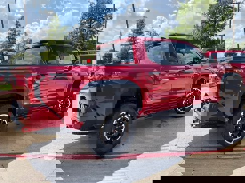 New 2025 Toyota Tacoma TRD Off-Road image 5