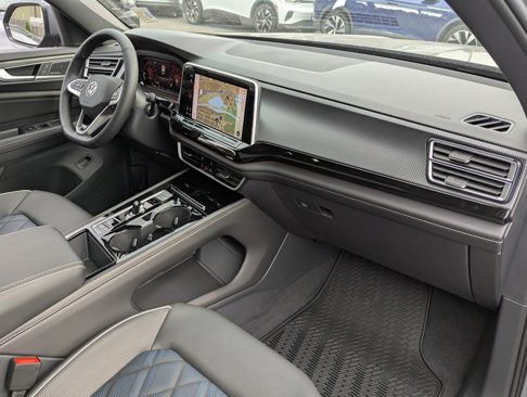 New 2026 Volkswagen Atlas Cross Sport SEL Premium R-Line image 37