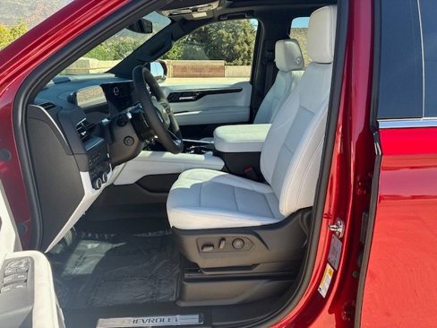 New 2025 Chevrolet Tahoe Premier w/ Sun And Tow Package image 15