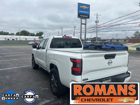 Used 2025 Nissan Frontier SV image 5