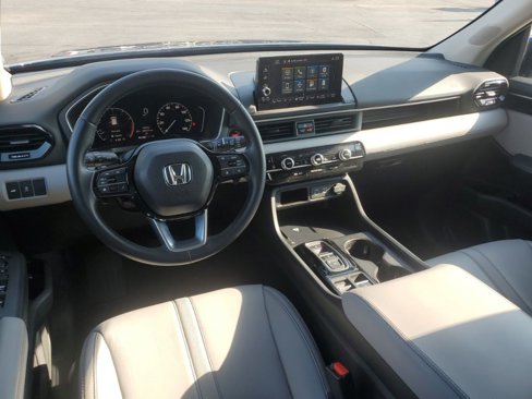 Used 2025 Honda Pilot EX-L image 21