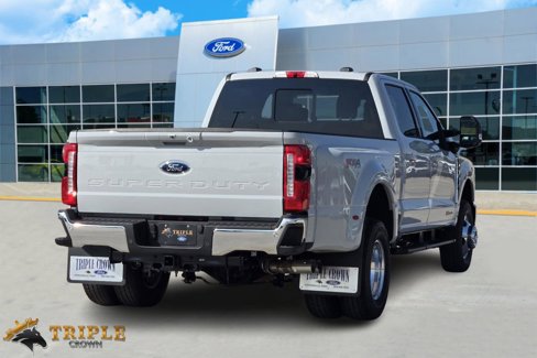 New 2026 Ford F350 Lariat w/ Lariat Premium Package image 4