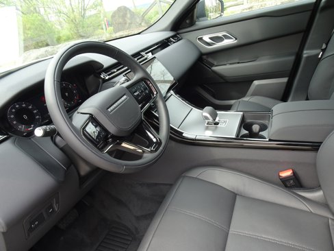 New 2026 Land Rover Range Rover Velar S image 23