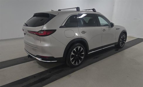 Used 2024 MAZDA CX-90 Plug-In Hybrid w/ Premium Plus image 4