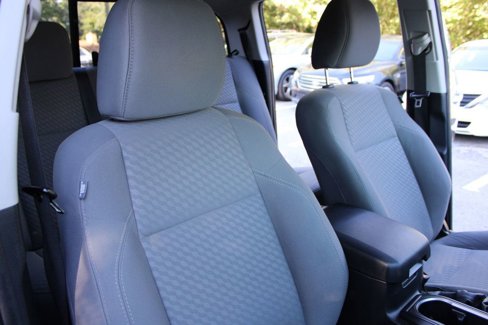 Used 2022 Toyota Tacoma SR image 27