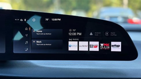 Used 2024 Lucid Air Touring image 23
