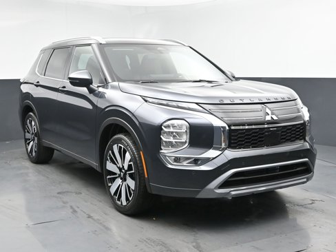 New 2025 Mitsubishi Outlander SEL image 2
