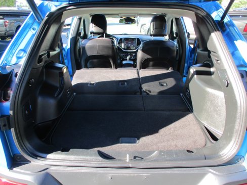 Used 2017 Jeep Cherokee Trailhawk w/ Comfort/Convenience Group image 33