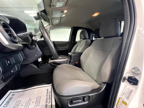 Used 2020 Toyota Tacoma SR5 image 26