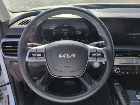 Used 2024 Kia Telluride S w/ S Sunroof Package image 18