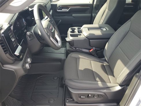 New 2026 GMC Sierra 2500 SLE image 5