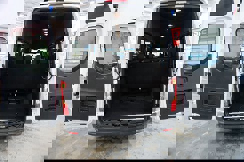 Used 2025 Mercedes-Benz Sprinter 2500 image 10