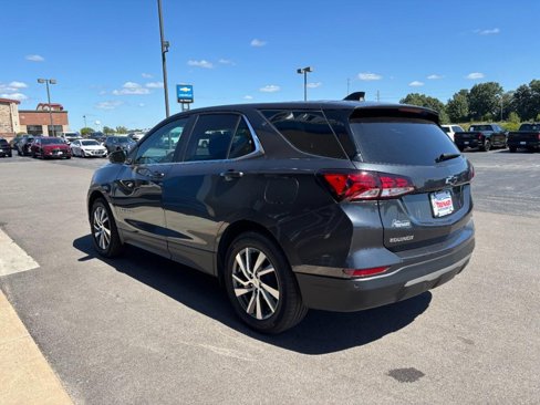 Used 2023 Chevrolet Equinox LT image 6