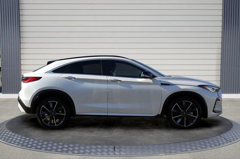 Used 2024 INFINITI QX55 Luxe image 8