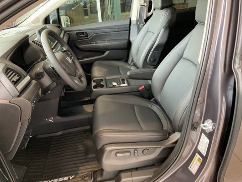 New 2026 Honda Odyssey EX-L image 4