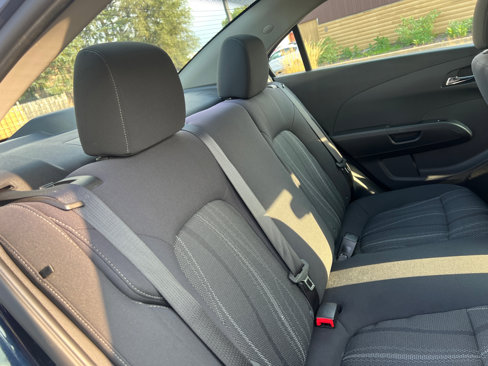 Used 2015 Chevrolet Sonic LT image 33