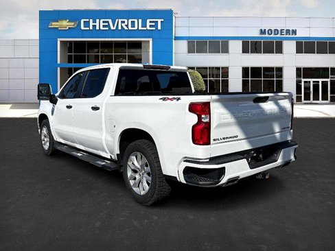 Used 2021 Chevrolet Silverado 1500 Custom w/ Custom Max Trailering Package image 3