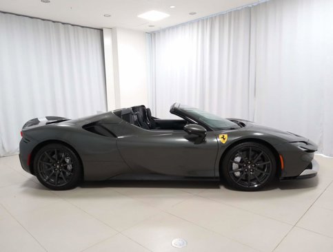 Certified 2022 Ferrari SF90 Spider image 8