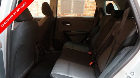 Used 2023 Nissan Rogue SV image 30