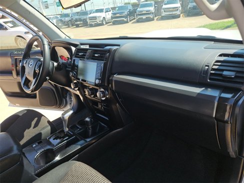 Used 2024 Toyota 4Runner TRD Off-Road image 31