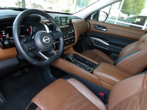 Certified 2023 Nissan Pathfinder Platinum image 18