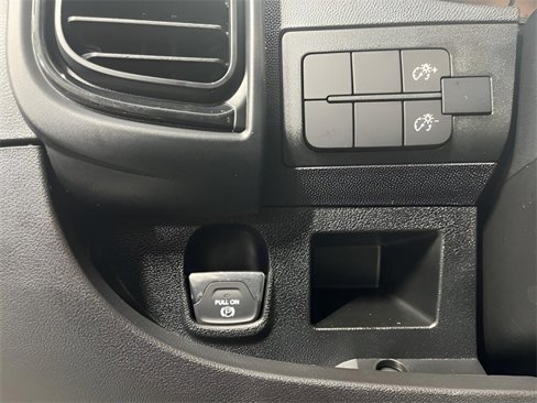 Used 2025 RAM ProMaster 2500 w/ Storage Group image 20