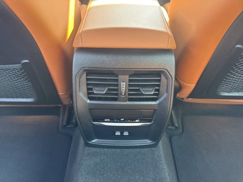 Used 2022 BMW 330e xDrive w/ Driving Assistance Package image 25