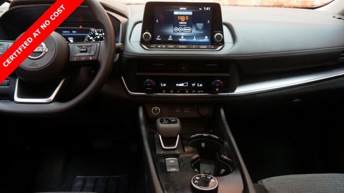 Used 2023 Nissan Rogue SV image 33