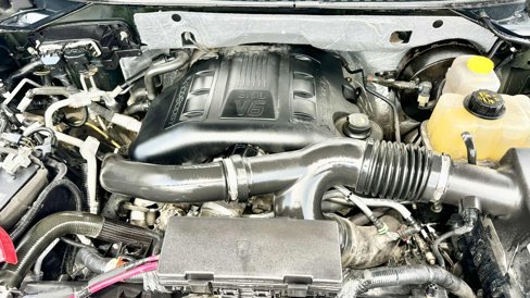Used 2016 Ford Expedition Limited image 21