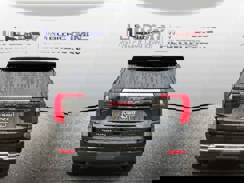 New 2026 GMC Yukon XL Elevation image 3
