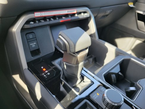 New 2025 Toyota Tundra Limited image 27