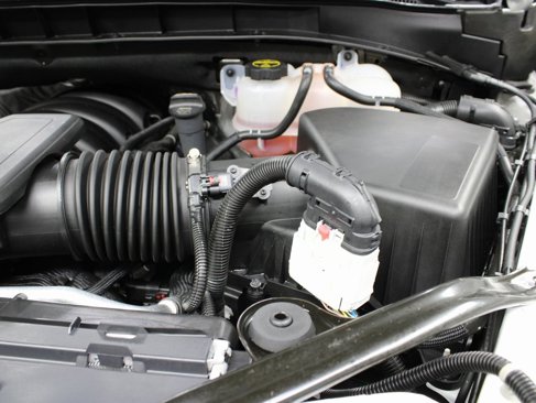 Used 2025 Chevrolet Suburban Z71 image 30