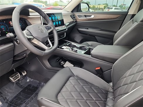 New 2025 Volkswagen Atlas SEL Premium R-Line image 13
