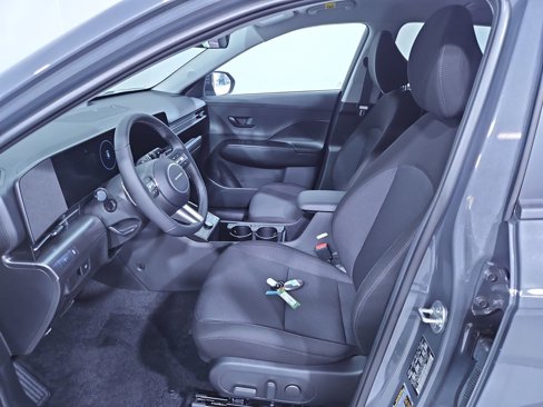 New 2025 Hyundai Kona SEL image 10