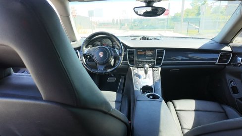Used 2013 Porsche Panamera 4 image 8