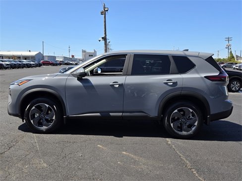 New 2026 Nissan Rogue SV image 6