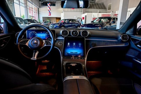 Used 2022 Mercedes-Benz C 300 4MATIC Sedan image 28