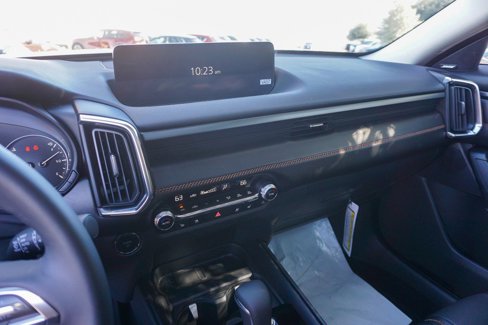 New 2025 MAZDA CX-50 2.5 Hybrid w/ Premium Plus Pkg image 17