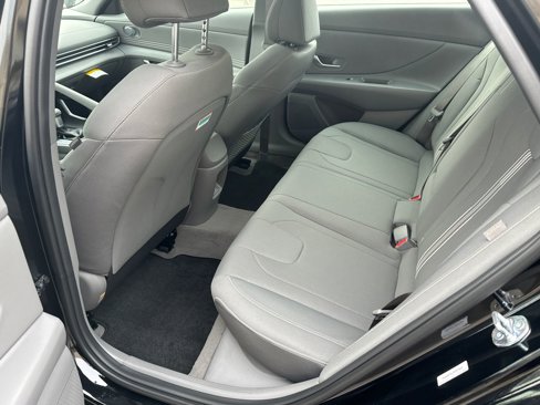 Certified 2025 Hyundai Elantra SEL image 20