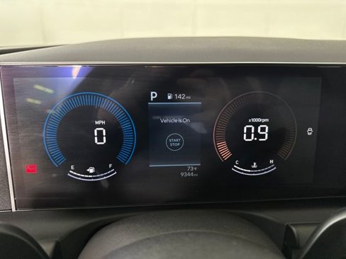 Certified 2025 Hyundai Santa Cruz SEL image 17