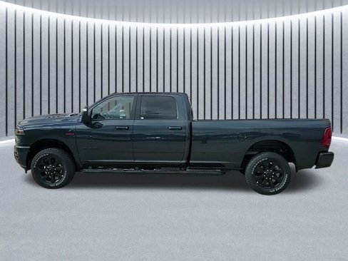 New 2025 RAM 2500 Laramie image 8