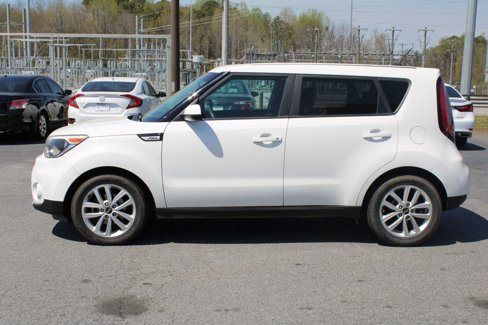 Used 2019 Kia Soul + image 4