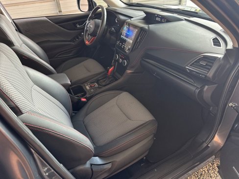 Used 2024 Subaru Forester Sport image 31