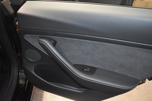 Used 2023 Tesla Model 3 Standard Range image 15