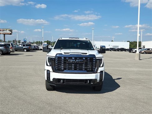 Used 2024 GMC Sierra 2500 Denali Ultimate image 2