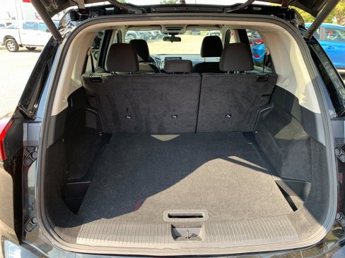 Used 2024 Nissan Rogue SV image 7