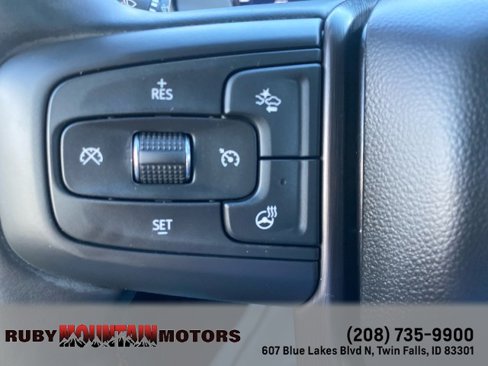 Used 2024 GMC Sierra 1500 AT4 w/ Technology Package image 9