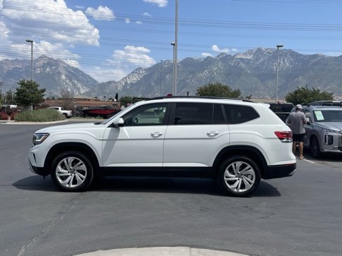 Used 2023 Volkswagen Atlas SE image 6