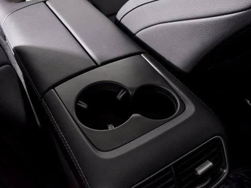 Certified 2025 Mercedes-Benz GLS 450 4MATIC image 39